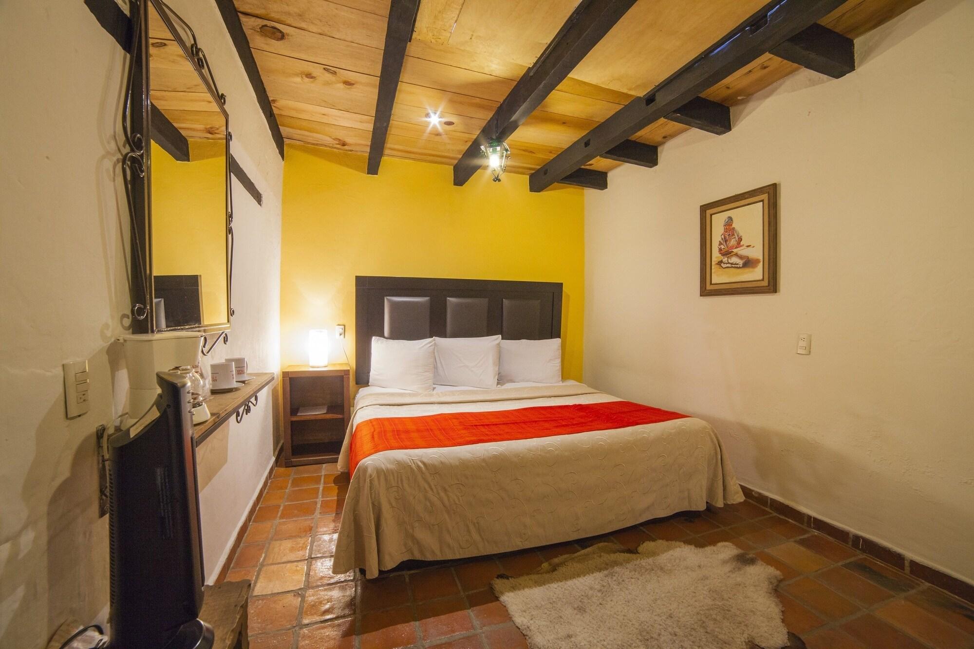 Hotel Adobe Y Teja San Cristóbal de Las Casas Dış mekan fotoğraf